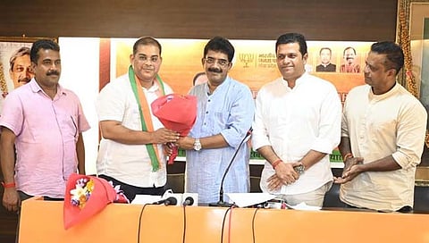 गोवा : काँग्रेस प्रवक्ते ॲड. यतीश नाईक यांचा भाजपमध्ये प्रवेश