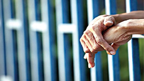 नाशिक : बंदीवान, हाजीर हो…रजा घेऊन कारागृहाबाहेर असलेल्या कैद्यांना सूचना