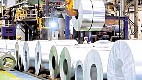 लक्ष्मीची पाऊले : पोलाद स्वस्त झाल्याने उत्पादकांना फायदा