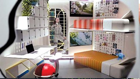 चमचमीत पदार्थांवर अंतराळात मारा ताव...