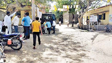 सांगली : पोलिसांवर दगडफेकप्रकरणी 22 जणांवर गुन्हा