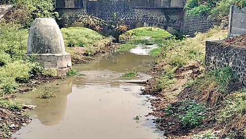 नैसर्गिक नाले ,www.pudhari.news