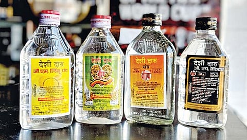 सोलापूर : विदेशीवर देशी दारूची मात