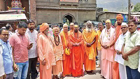 Nashik : हनुमान जन्मस्थळाबाबतचा गोविंदानंद यांचा दावा चुकीचा, त्र्यंबकेश्वरसह अंजनेरी पंचक्रोशीत संतप्त भावना