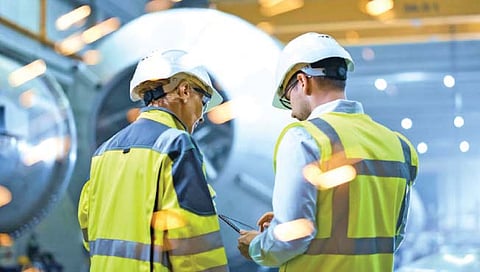 इंडस्ट्रियल इंजिनिअरिंग एक उत्तम पर्याय