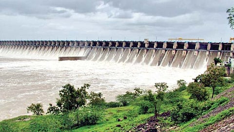 सोलापूर : ‘लाकडी-निंबोडी’साठी काम सुरू