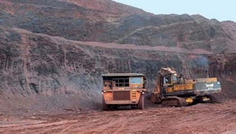 सिंधुदुर्ग : गौण खनिज वाहने येणार ‘जीपीएस’च्या कक्षेत!