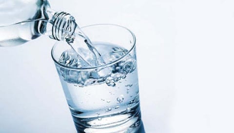 मुंबई : पाण्याच्या एका ग्लासासाठी १० रुपये, आयपीएल सामना पाहणे झाले महाग