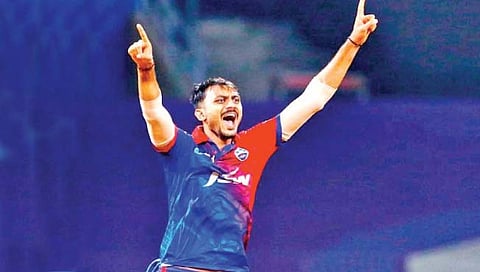 अक्षर पटेल याचा खास विक्रम, अशी कामगिरी करणारा चौथा अष्टपैलू खेळाडू