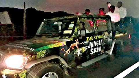 सातारा : नाईट जंगल सफारीसाठी कास ग्रामस्थ आक्रमक