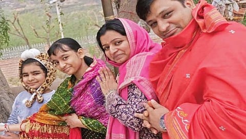 सिक्कीम : गाडी दरीत कोसळून ठाण्याचे पाच ठार