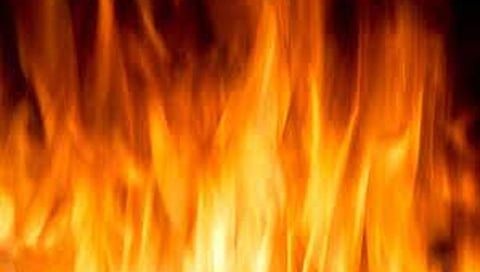 नाशिक : मनोरुग्णाने स्वत:च्या घराला लावली आग