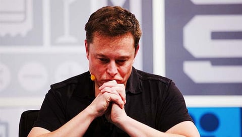 फक्त ८ मिनिटांच्या भाषणाने बिझॉस, मस्क यांना अब्जावधींचा दणका