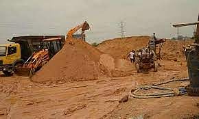 वाळूमाफिया-मंडलाधिकारी ‘व्हिडिओ क्लिप व्हायरल’; दौंड महसूलचे कनेक्शन झाले उघड