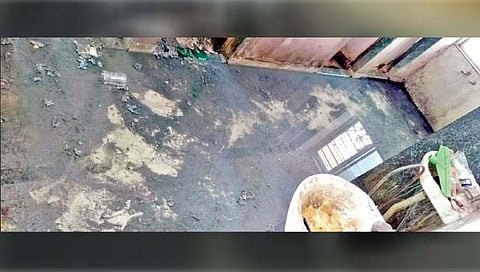 सातारा आगाराच्या विश्रांती कक्षातील गटारगंगा रस्त्यावर