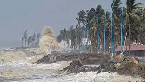 ‘असनी’ चक्रीवादळ आज धडकणार