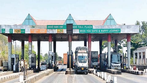 कोकणात जाणाऱ्या गणेशभक्तांना टोलमाफी; मुख्यमंत्र्यांच्या घोषणेनंतर शासन निर्णय जाहीर