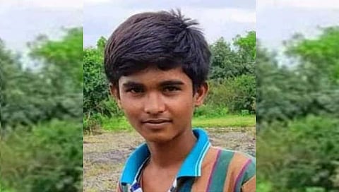 बीड : सख्ख्या भावांच्या दुचाकीला ट्रॅक्टरची धडक : एक ठार, एक गंभीर