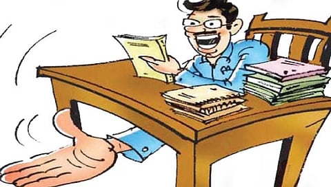 भंडारा : शिफारस पुढे पाठविण्यासाठी लाच घेणं पडलं महागात; तिघांना अटक