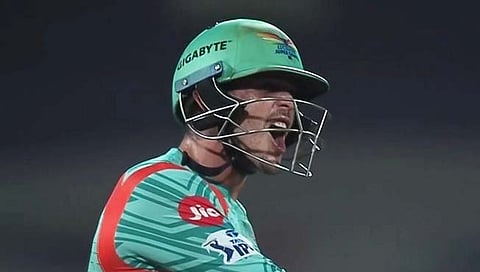 Quinton De Kock : ‘षटकारांचे शतक’ झळकावणारा डिकॉक पहिला विदेशी विकेटकीपर फलंदाज!