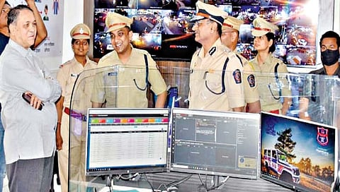 सातारा : गृहमंत्र्यांकडून भोंगे, अत्याचार, सावकारीचा आढावा