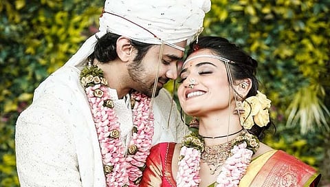 Hruta Durgule Wedding : ऋता दुर्गुळेने प्रतिक शाह सोबत गुपचुप आवरलं शुभमंगल!