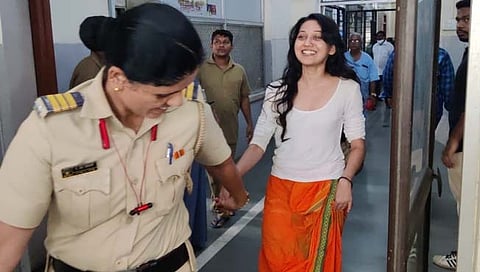 Ketki Chitale : अभिनेत्री केतकी चितळेला ७ दिवसांची न्यायालयीन कोठडी