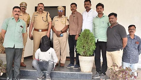 Aurangabad murder : औरंगाबाद : एकतर्फी प्रेमातून तरुणीचा खून, आराेपीला लासलगावमध्ये अटक