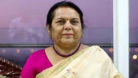 दीड लाख कोटींची गुंतवणूक गुजरातमध्ये कशी पळाली? : डॉ. नीलम गोर्हे