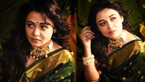 prarthana behere : मराठीची राणी मुखर्जी ! प्रार्थना बेहरेच्या लूकवर चाहते फिदा (video)