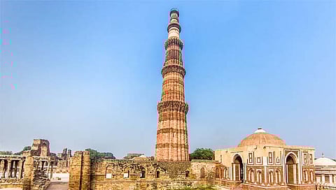 Qutub Minar : पुरातत्त्व खाते करणार कुतुबमिनार परिसरात खोदकाम, ‘विष्णूस्तंभ’ असे नामकरण करण्याची झाली होती मागणी