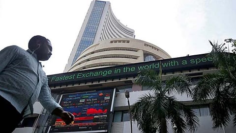 Stock Market Opening Bell | सेन्सेक्सची तेजीत सुरुवात, ‘या’ शेअर्सची जोरदार चलती