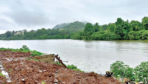 कोकण : जगबुडीने ओलांडली जूनमध्येच इशारा पातळी