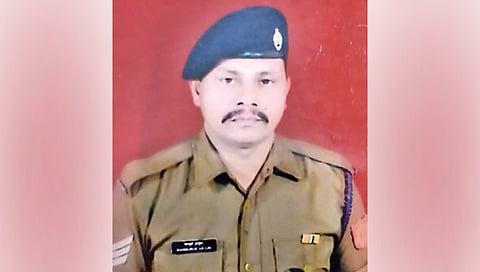 नाशिकच्या चांदवड तालुक्यातील जवानाचे कर्तव्यावर असताना निधन, गावावर शोककळा