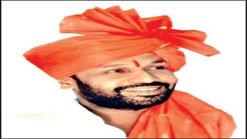 आम्ही पक्षप्रमुख उद्धव ठाकरे यांच्याबरोबरच