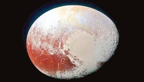 ‘प्लूटो’ने पूर्ण केला नाही सूर्याचा एकही फेरा