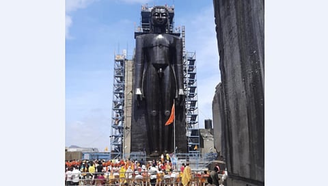 मांगीतुंगी पर्वतावर भगवान ऋषभदेव यांच्या महामस्तकाभिषेक सोहळ्यास प्रारंभ