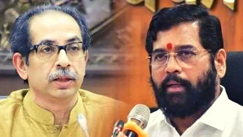 ठाकरे सरकार अल्पमतात : एकनाथ शिंदे गटाचा सर्वोच्च न्यायालयात दावा