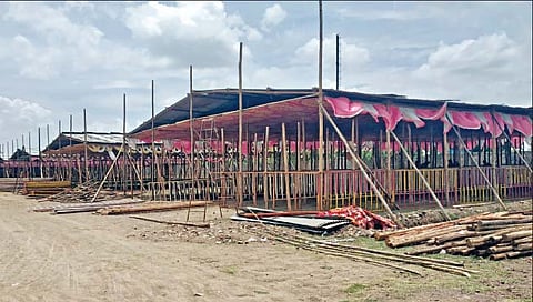 पंढरपूर : दर्शन रांगेत 10 शेडची उभारणी