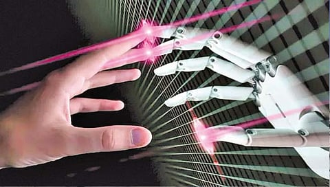 आता रोबोलाही स्पर्श जाणवणारी त्वचा!