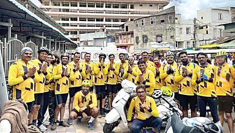 Nashik : तीन दिवसांत 385 किलोमीटरचा प्रवास, लासलगाव सायकलिंगचे सदस्य पांडुरंग चरणी लीन