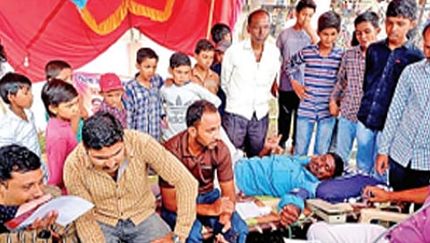 हिंगोली : जिल्हा परिषद शाळेत शिक्षकांची वाणवा