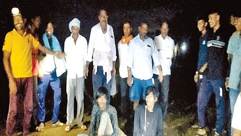 सातारा : शेतकर्यांनी केबल चोरट्यांना पकडले रंगेहात