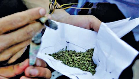 कुरुंदवाड : अल्पवयीन मुले नशेच्या विळख्यात