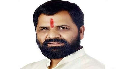 शिवसेनेच्या ४२ आमदारांसह ५० आमदार एकनाथ शिंदेसोबत : भरत गोगावलेंची माहिती