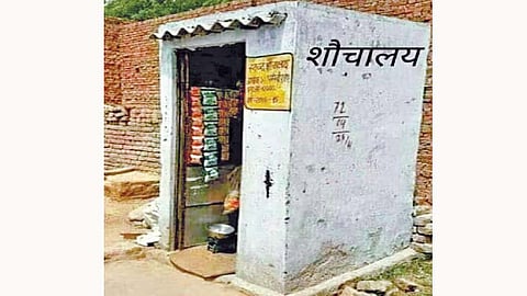 सोलापूर : खासगी शौचालयांसाठी घरावर लावणार पिवळे झेंडे