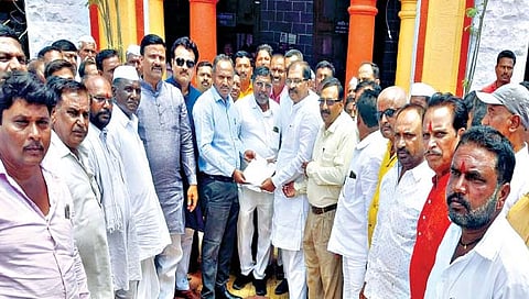 सोलापूर : ओबीसींच्या राजकीय आरक्षणासाठी रस्त्यावर उतरणार