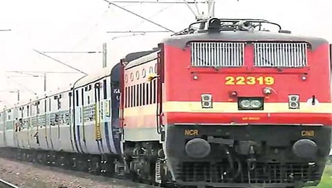 मध्य रेल्वे करणार हवेतून पाण्याची निर्मिती