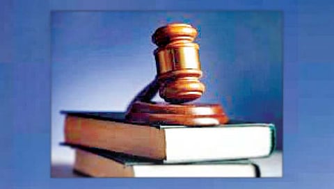 कर्मचार्यांच्या वेतन, सुरक्षेवर भर