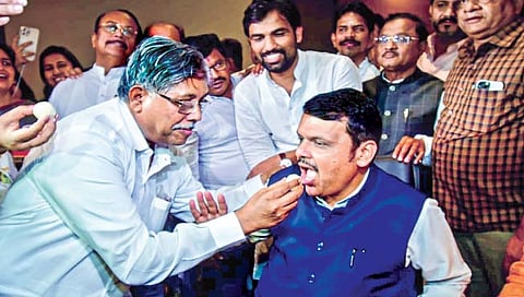 ‘मी पुन्हा येईन’ निर्धार खरा करून दाखविला, फडणवीसांचा सत्ता स्थापण्याचा आज दावा